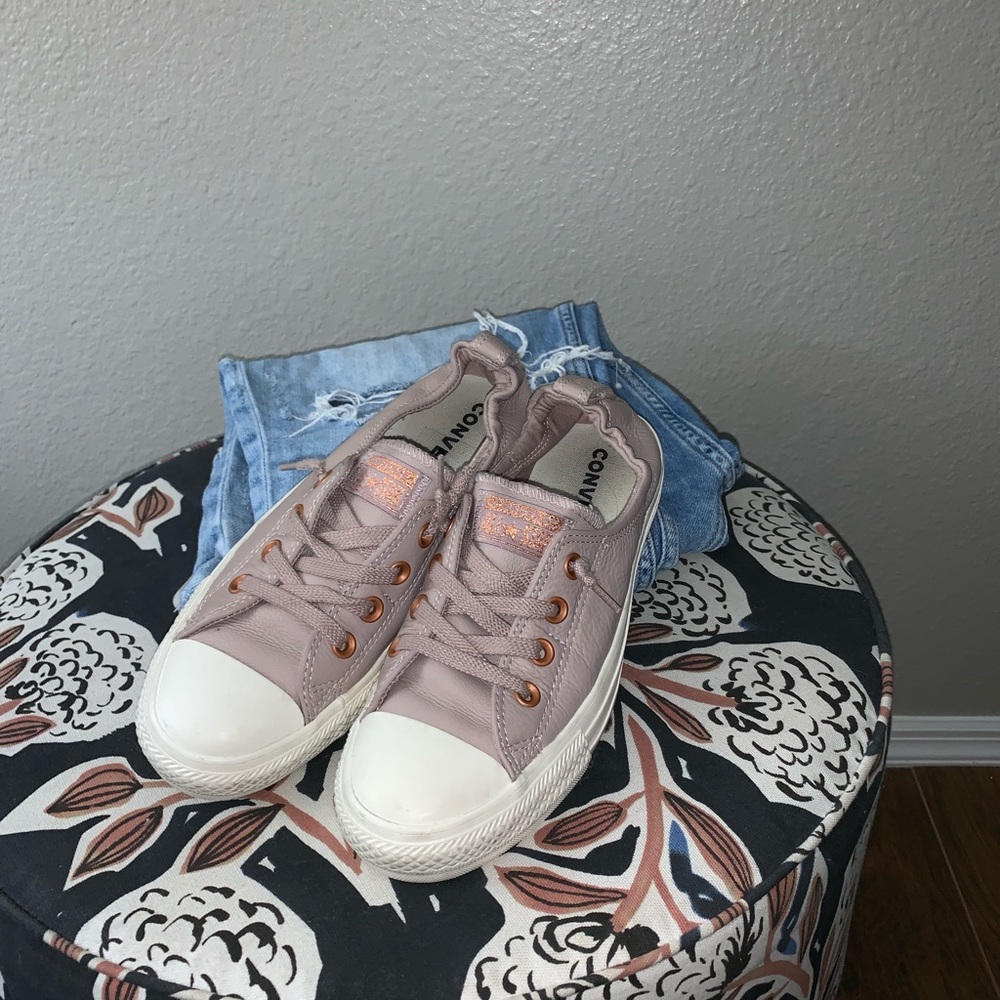 Converse dusty rose leather shoreline slip-on